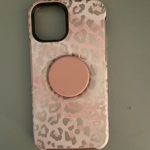 Otterbox Symmetry w Pop Socket iPhone 12/12 Pro